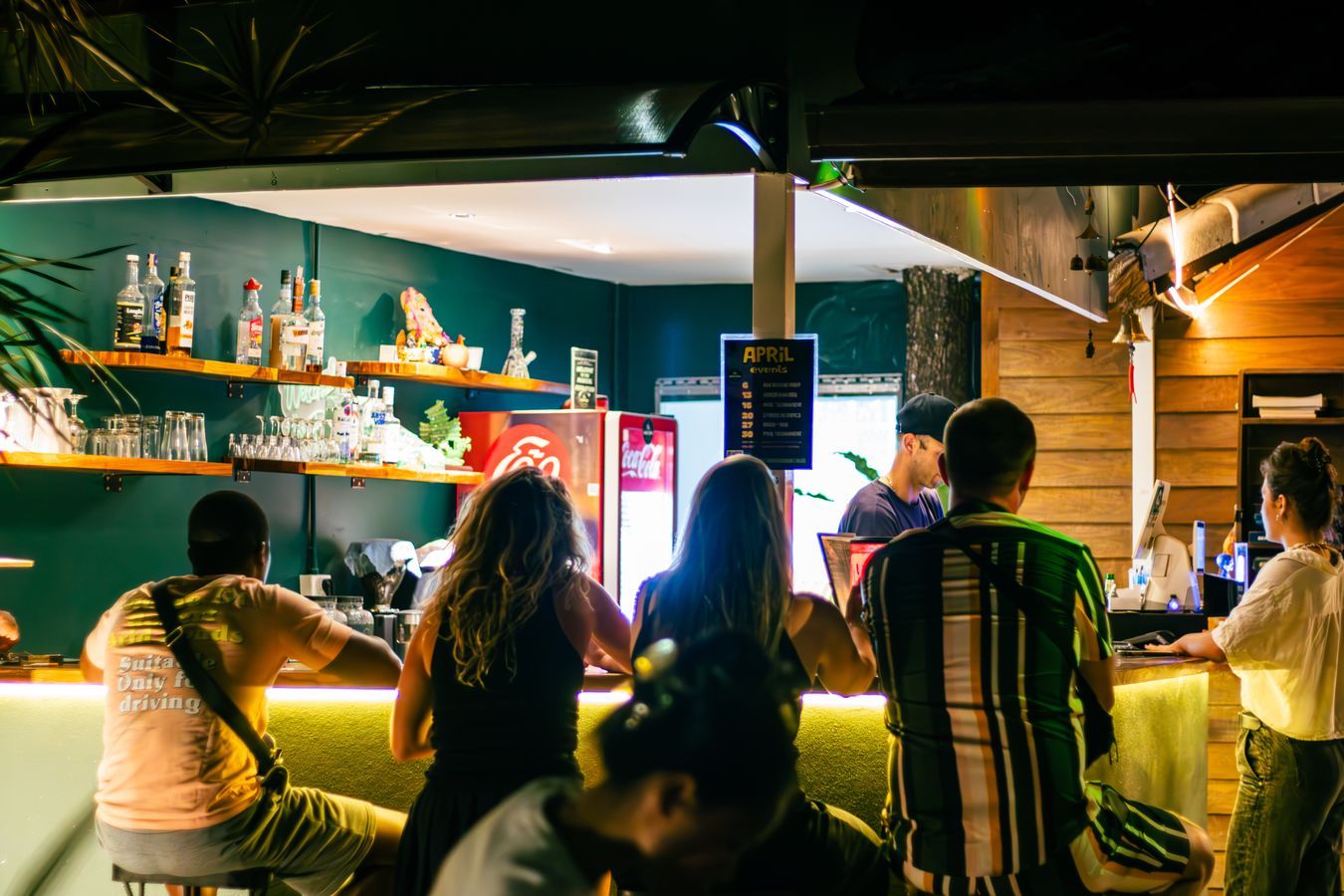 MG Bistro bar counter and restaurant atmosphere